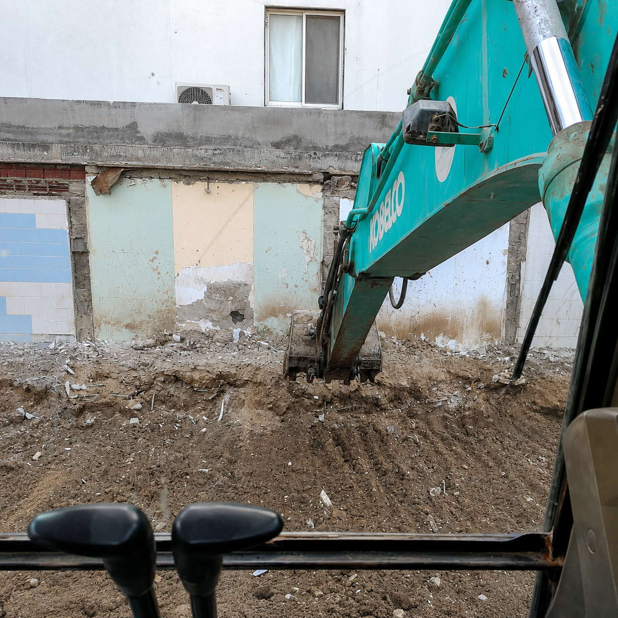 مشروع معدات ثقيلة 9